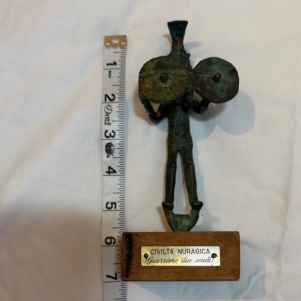 Ancient Warrior Sculpture - Picture 7 of 9